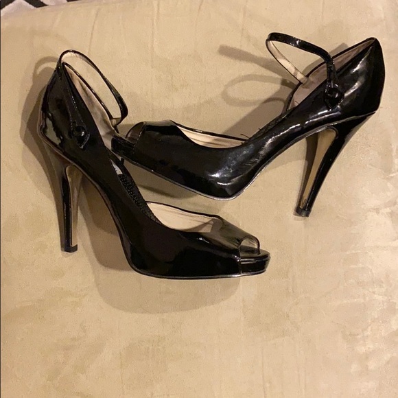 Patent Leather Steve Madden Heels - Picture 4 of 5